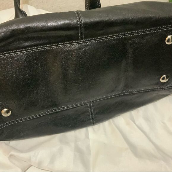 Coach 13914 Black Leather Pleated Garnet Satchel Nickel TurnLock Handbag - Picture 10 of 10